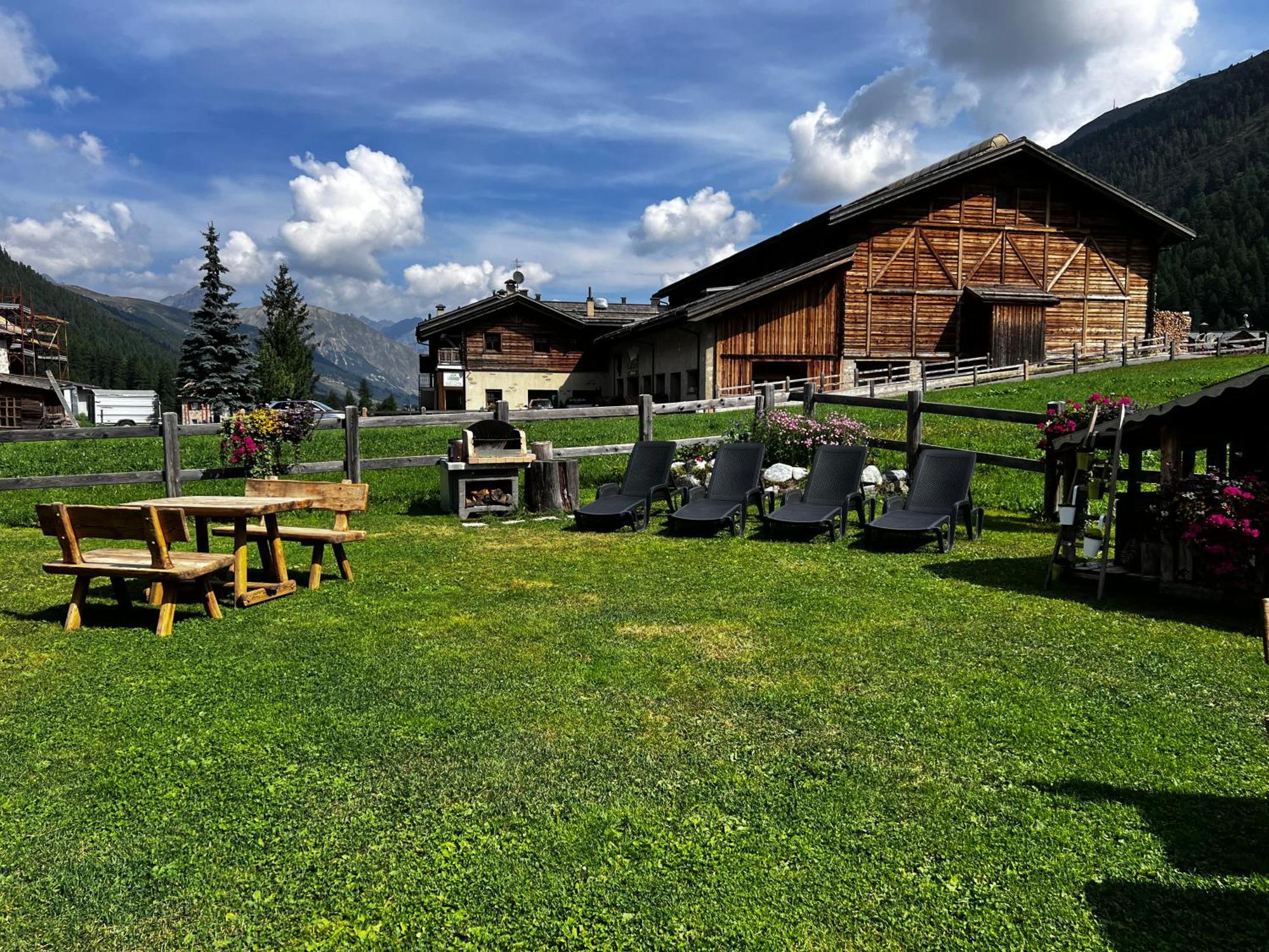 Baita Pomo Livigno Luaran gambar